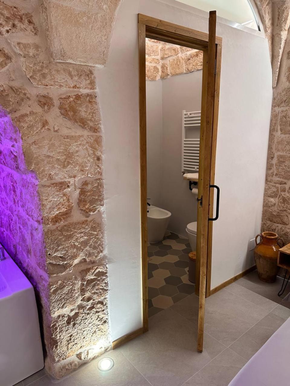 Primus Suite Ceglie Messapica Exterior foto