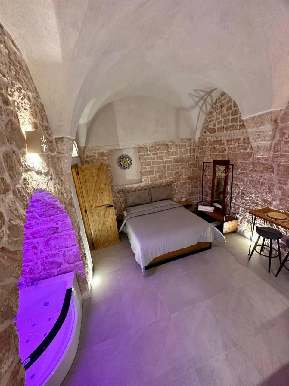 Primus Suite Ceglie Messapica Exterior foto